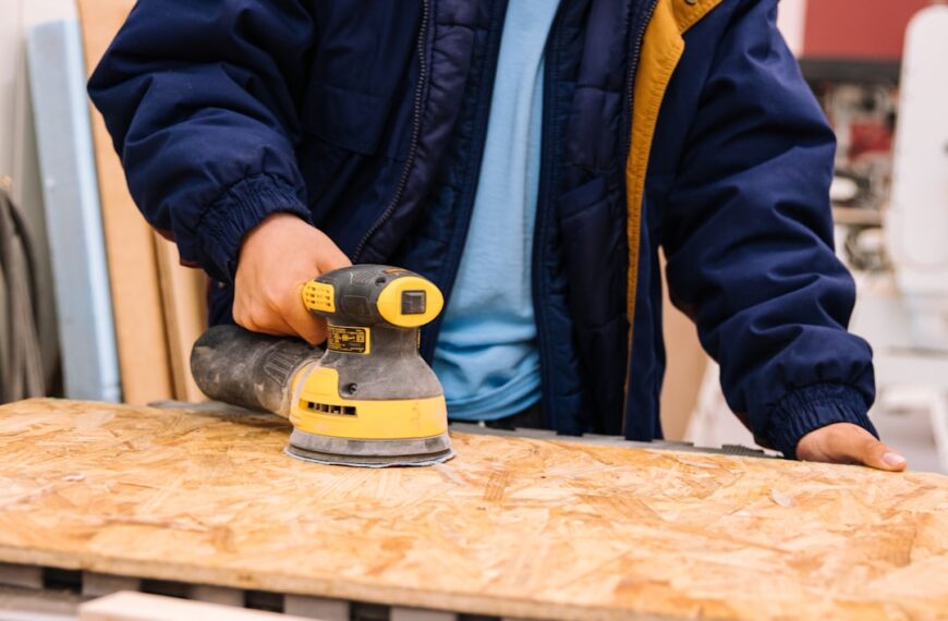 Katalogi biblioteczne – integracja systemów tradycyjnych i cyfrowych